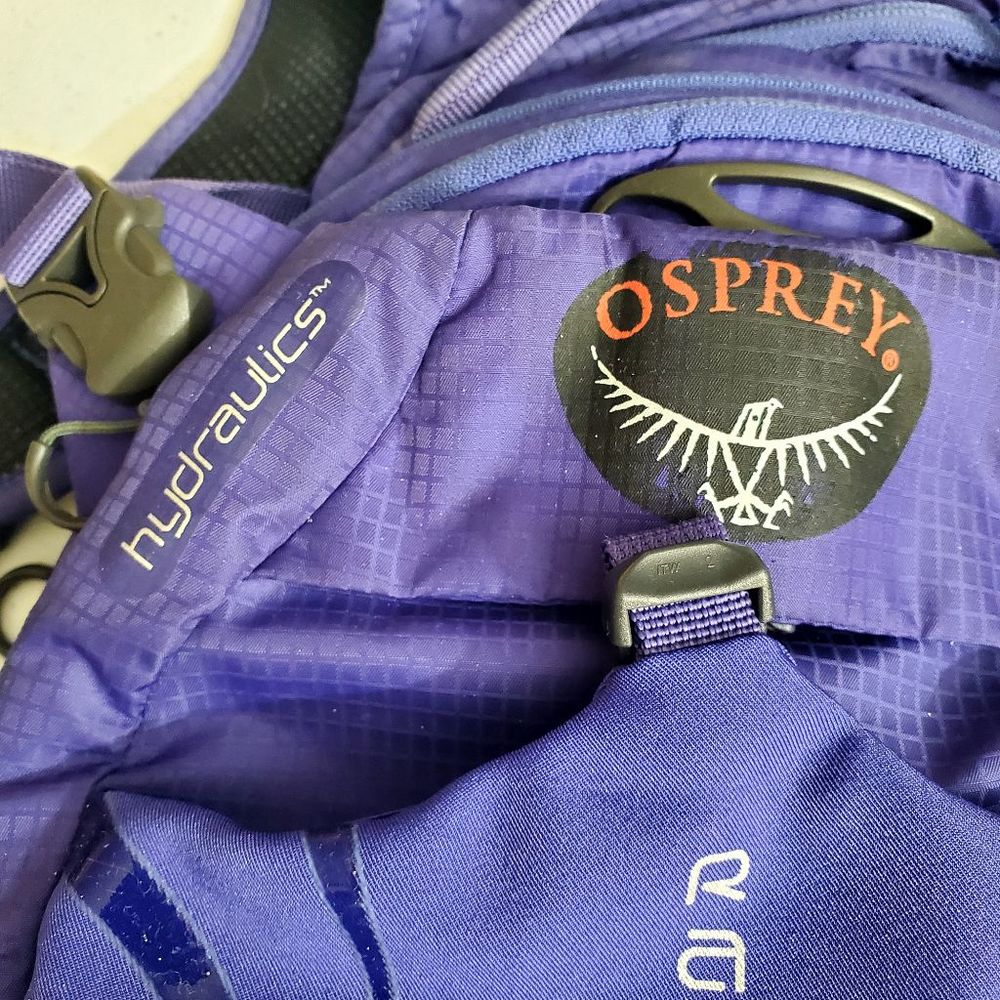 Osprey Hydraulics Raven 14 Hiking Backpack - Picture 2 of 15